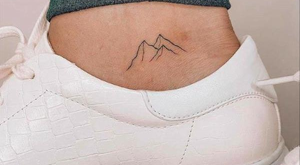 48 Meaningful Ankle Tattoo Ideas with Words and Flowers - The First-Hand Fashion News for Females