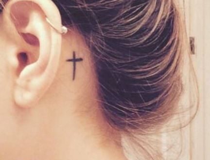 185 Trendy Behind the Ear Tattoos and Ideas - Tattoo Me Now