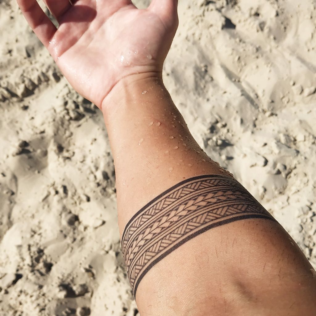Amazing Polynesian Armband