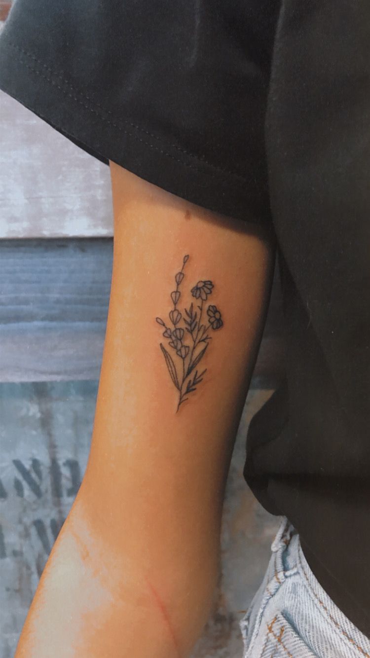 dainty lavender and chamomile tattoo