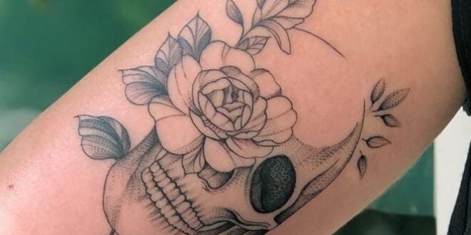 tattoo ideas female skull roses
